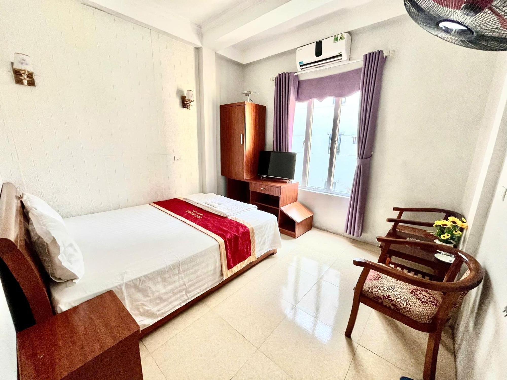 Huy Hoang Airport Bed & Breakfast Ханой Екстериор снимка